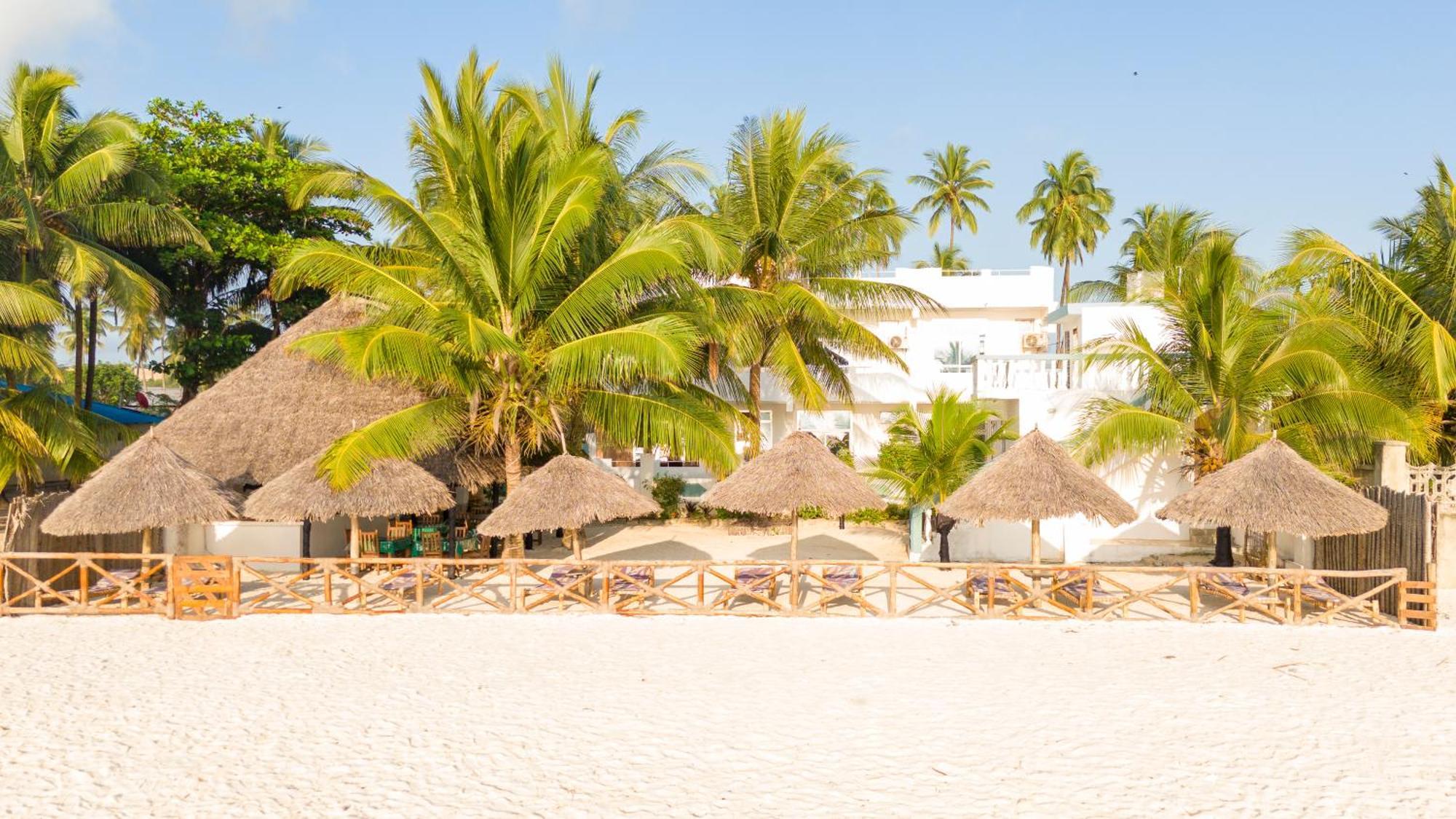 Sands Inn Hotel Pwani Mchangani Εξωτερικό φωτογραφία
