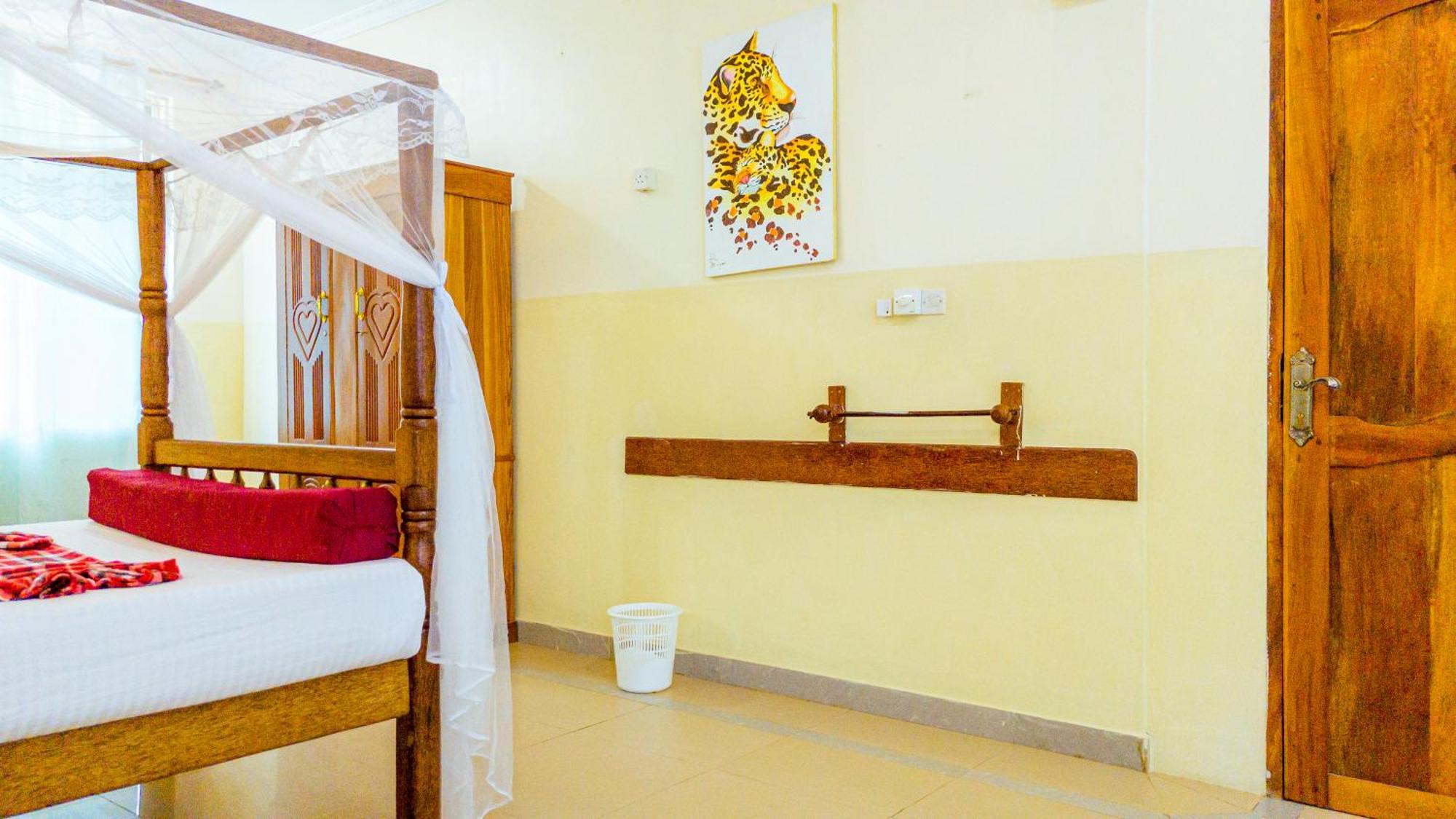 Sands Inn Hotel Pwani Mchangani Εξωτερικό φωτογραφία