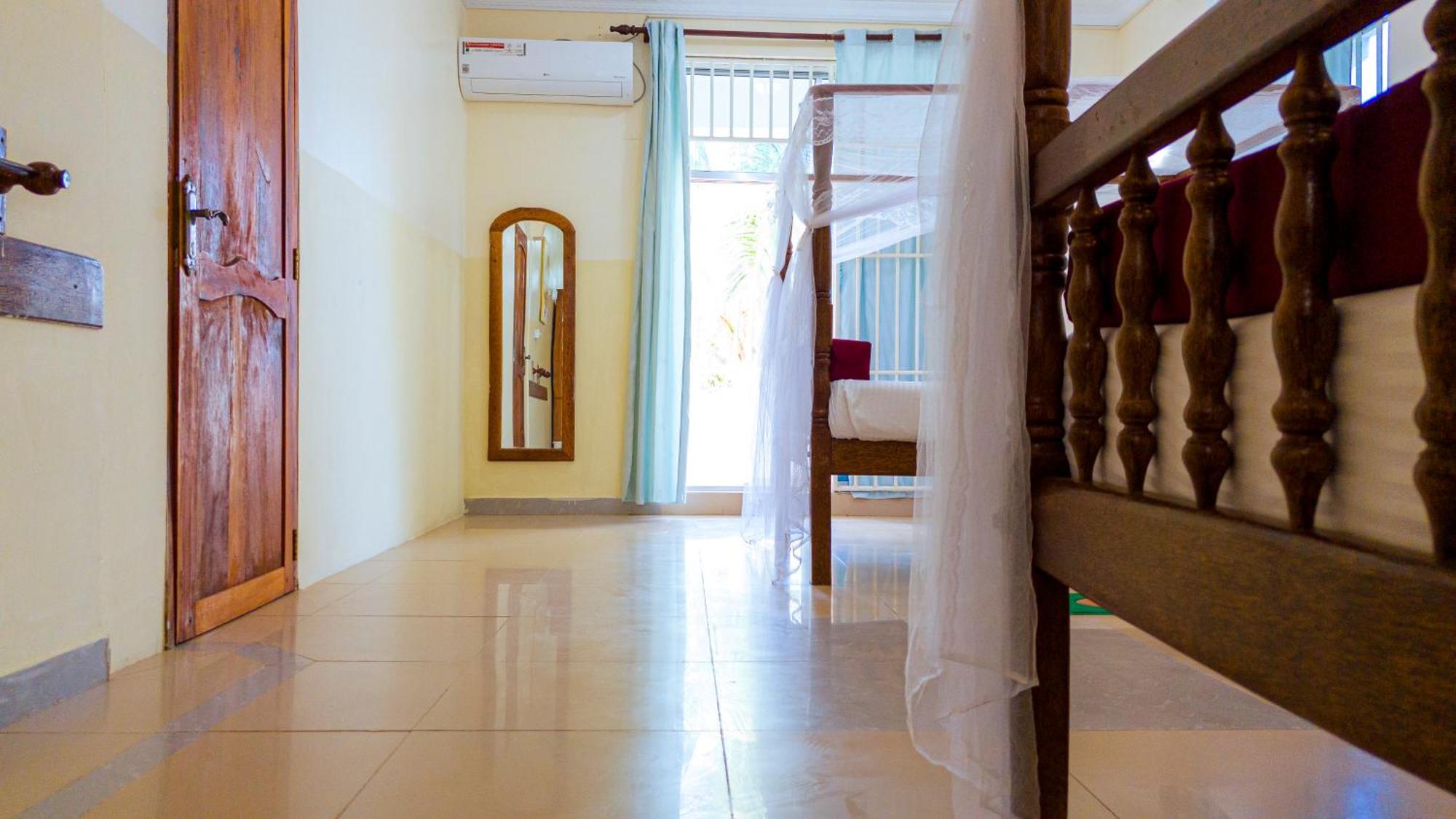 Sands Inn Hotel Pwani Mchangani Εξωτερικό φωτογραφία