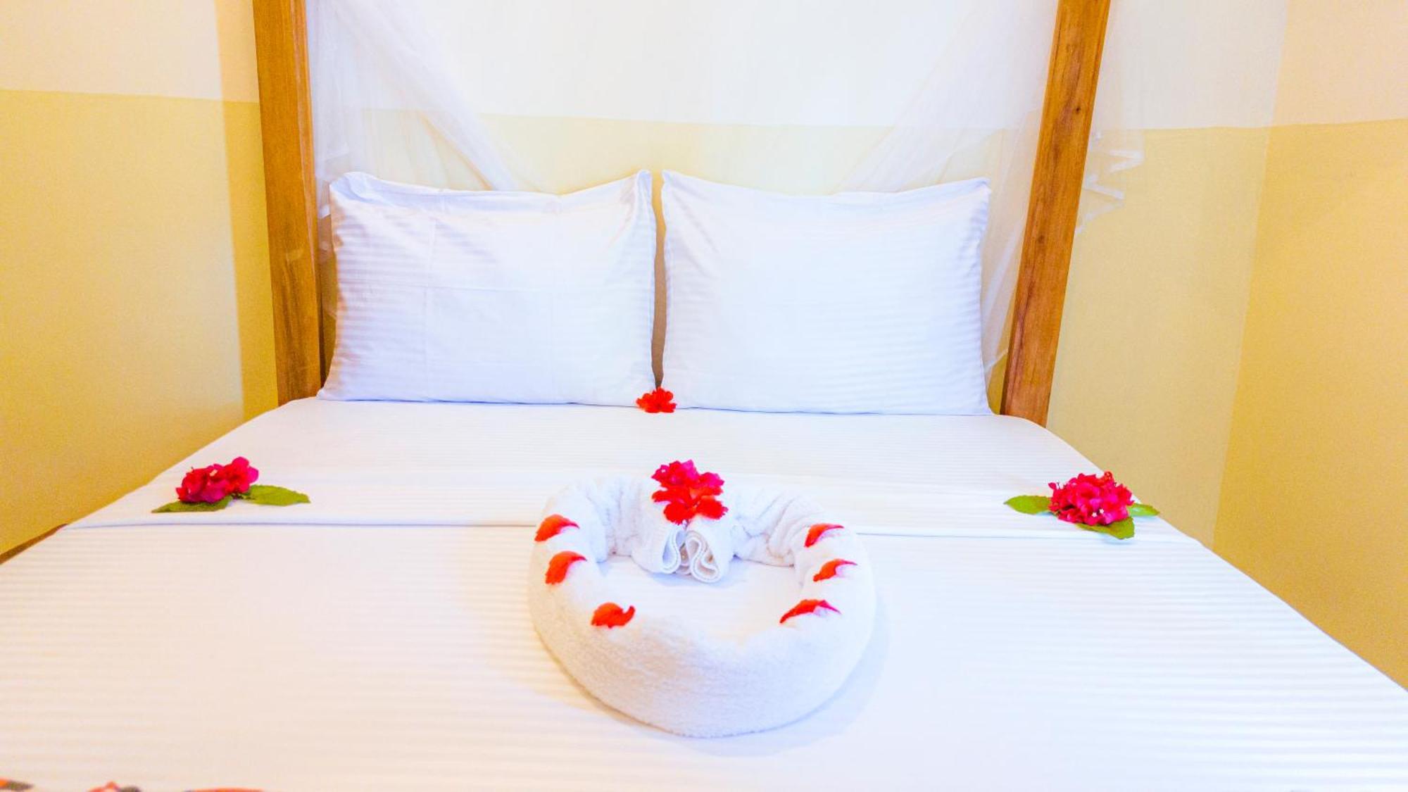 Sands Inn Hotel Pwani Mchangani Εξωτερικό φωτογραφία