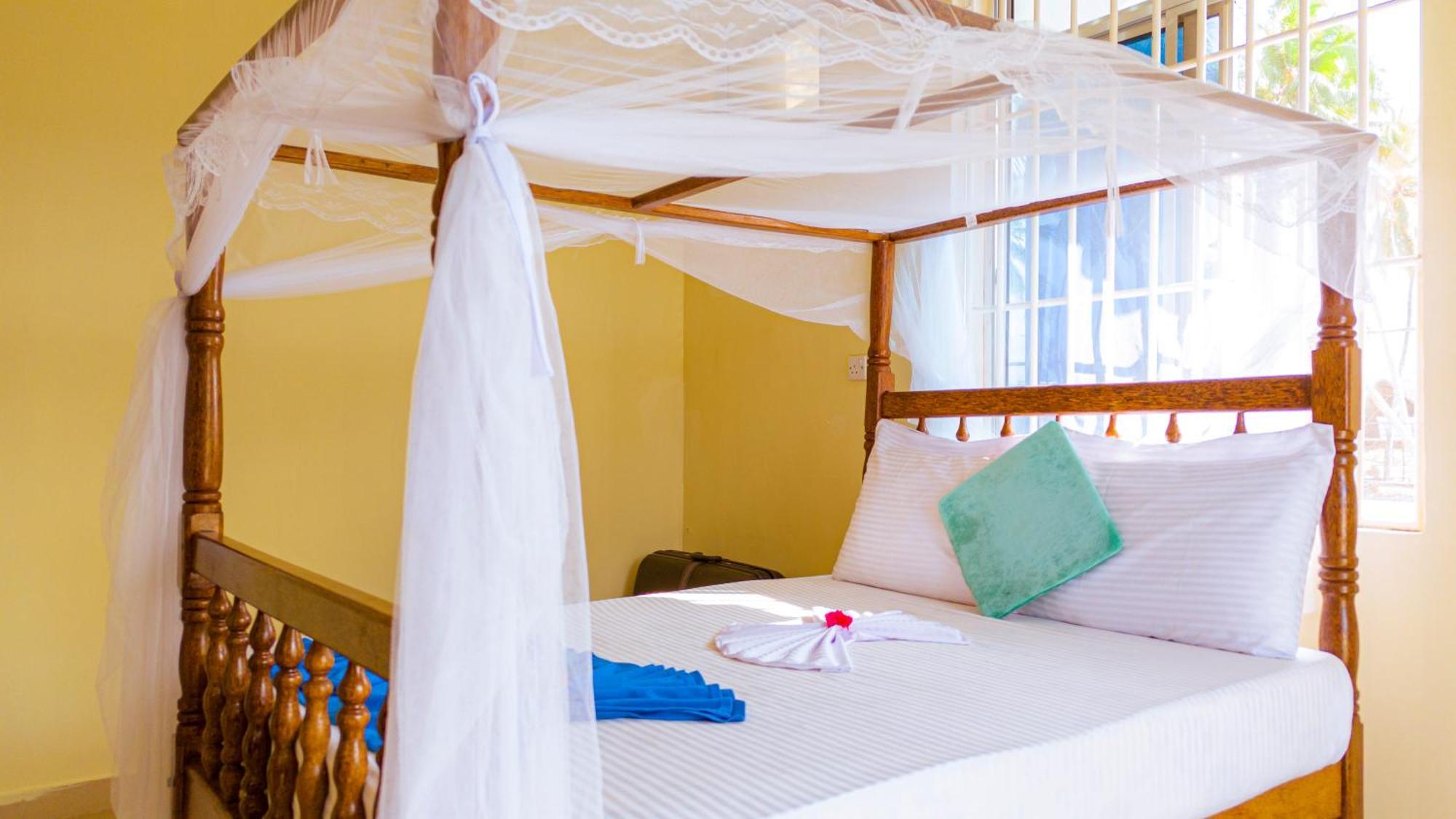 Sands Inn Hotel Pwani Mchangani Εξωτερικό φωτογραφία