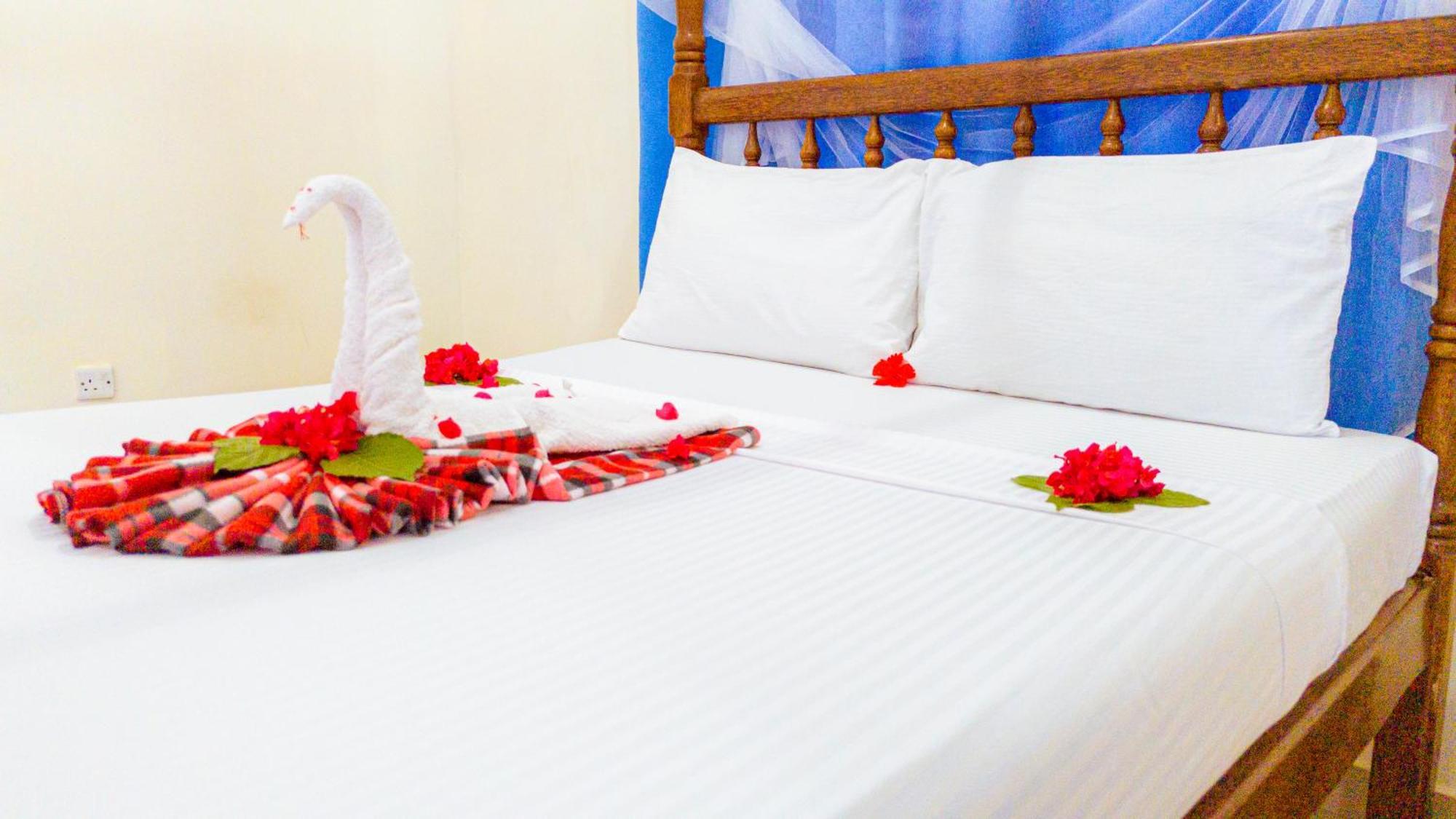 Sands Inn Hotel Pwani Mchangani Εξωτερικό φωτογραφία